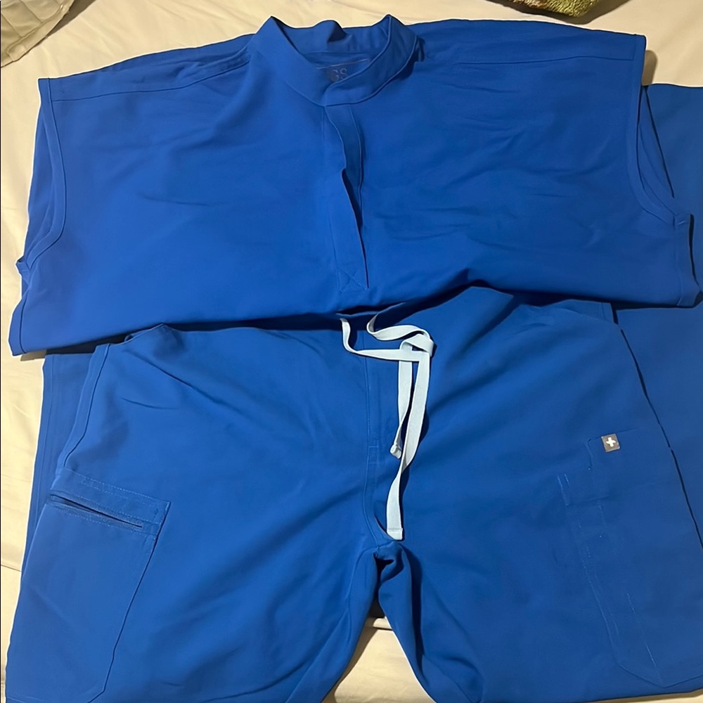 Figs Blue Scrub Set